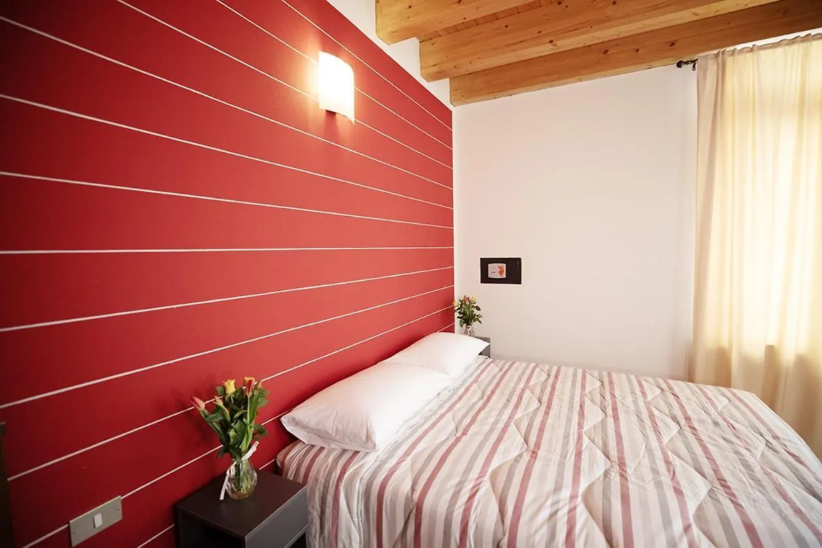 Salix Home ラツィーゼ イタリア