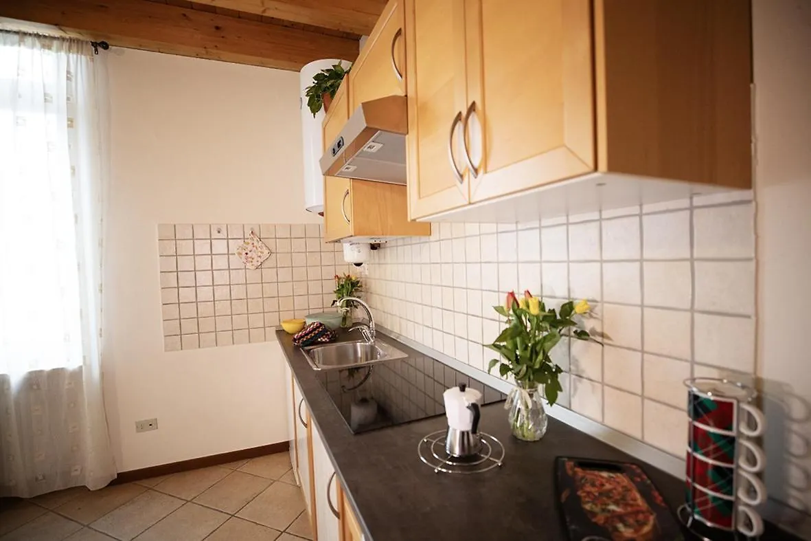 Salix Home ラツィーゼ イタリア