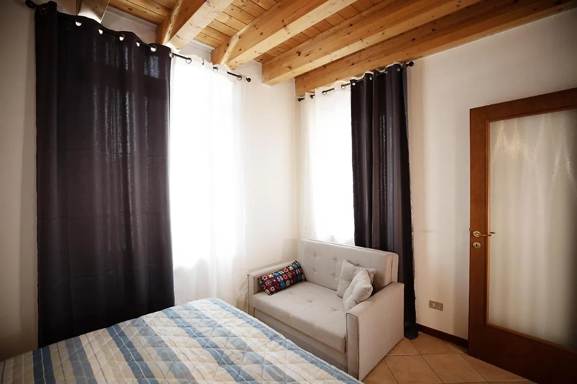 Salix Home Lazise Apartment