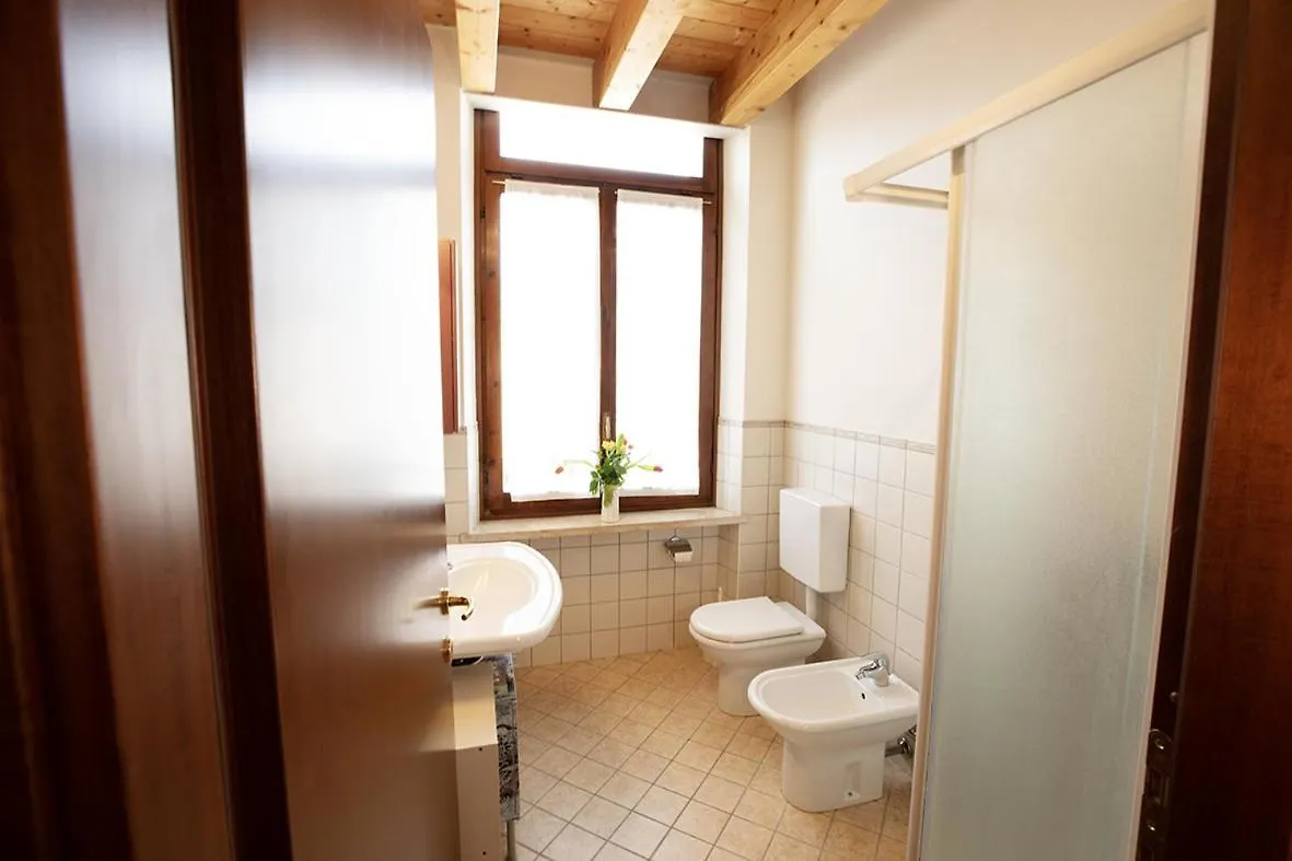 Salix Home Lazise Apartment
