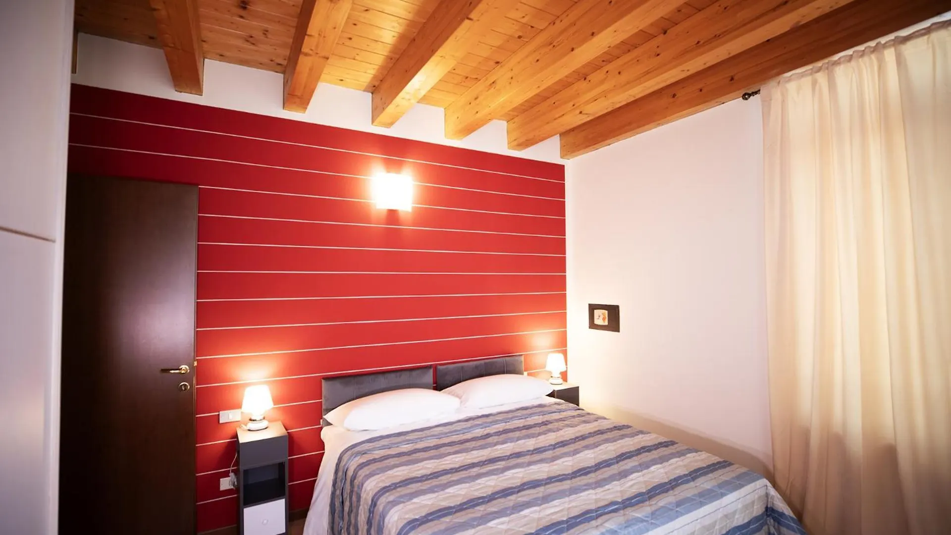 Salix Home Lazise 0*,  Italy