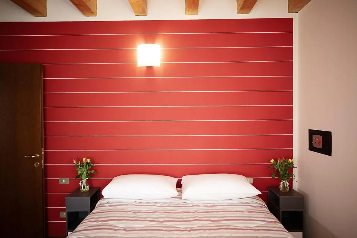 Salix Home Lazise Apartment