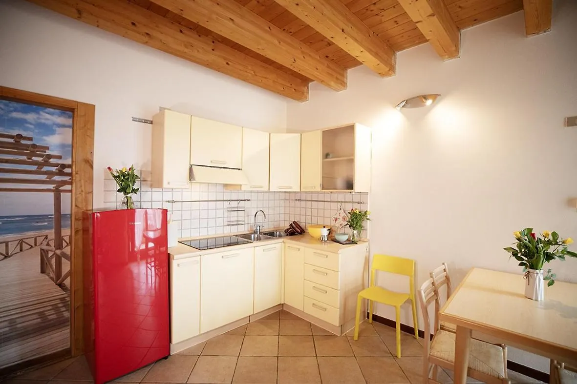 Salix Home Lazise Apartment
