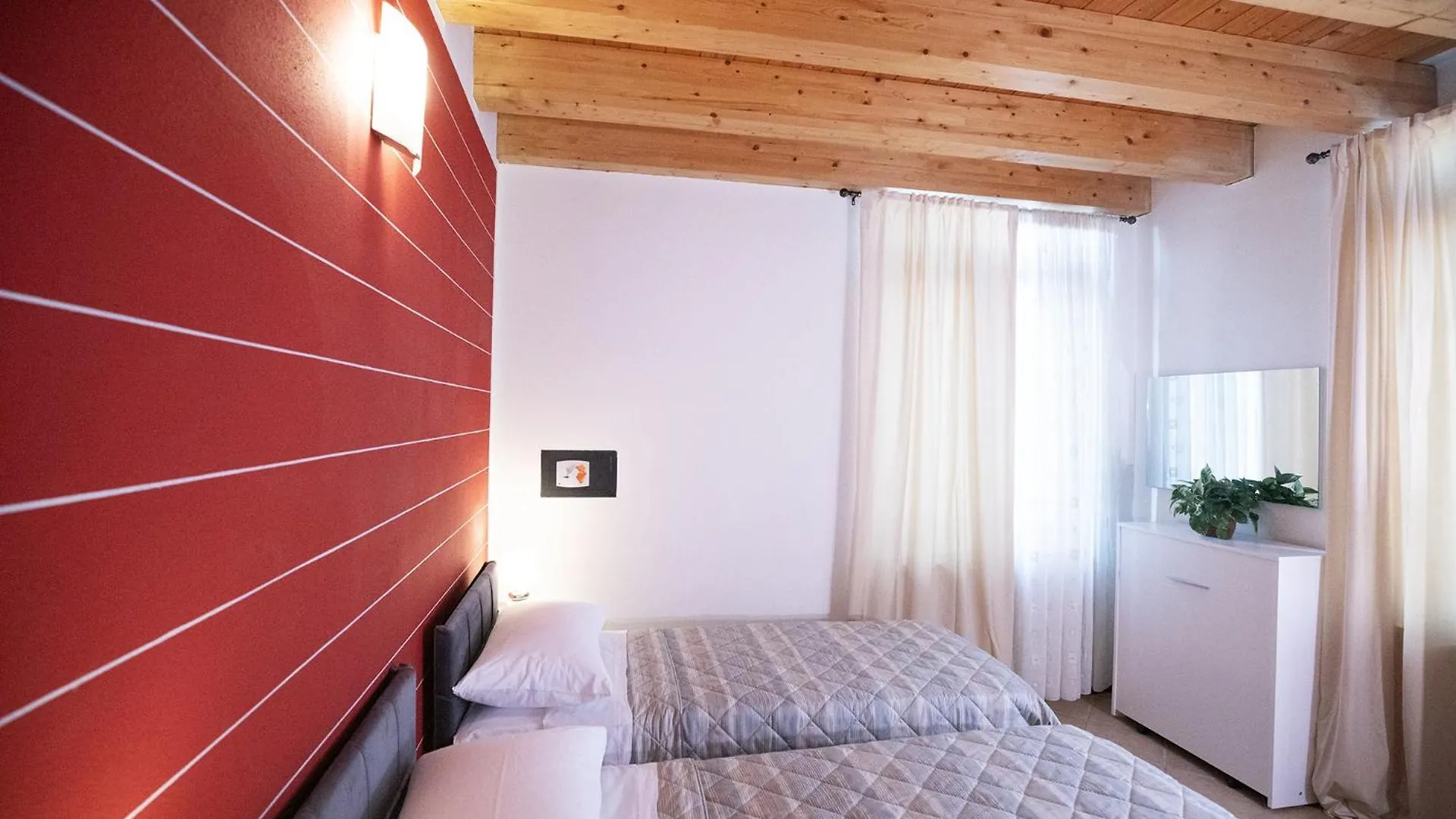 Salix Home Lazise 0*,  Italy