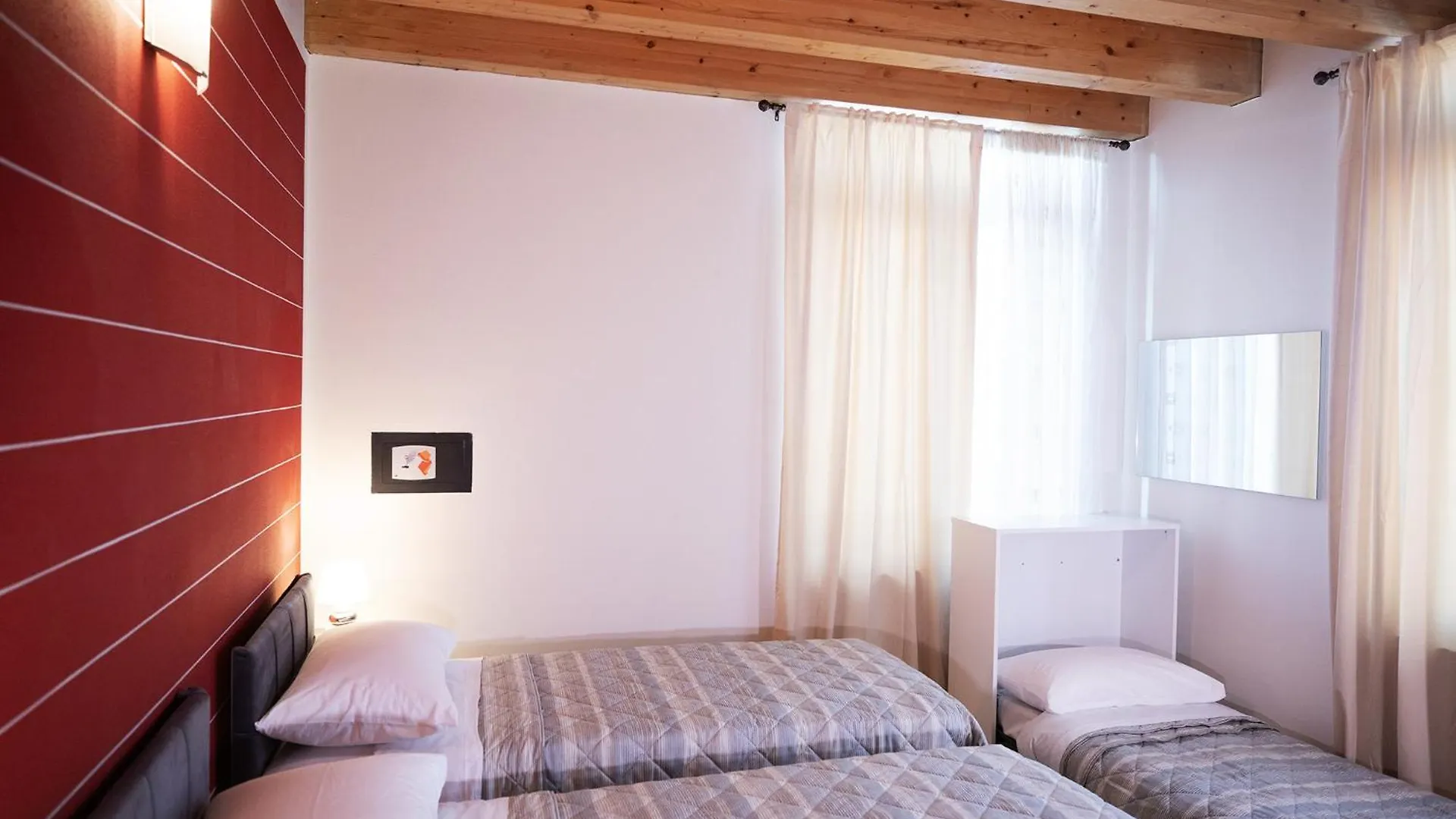 Apartment Salix Home Lazise Italy