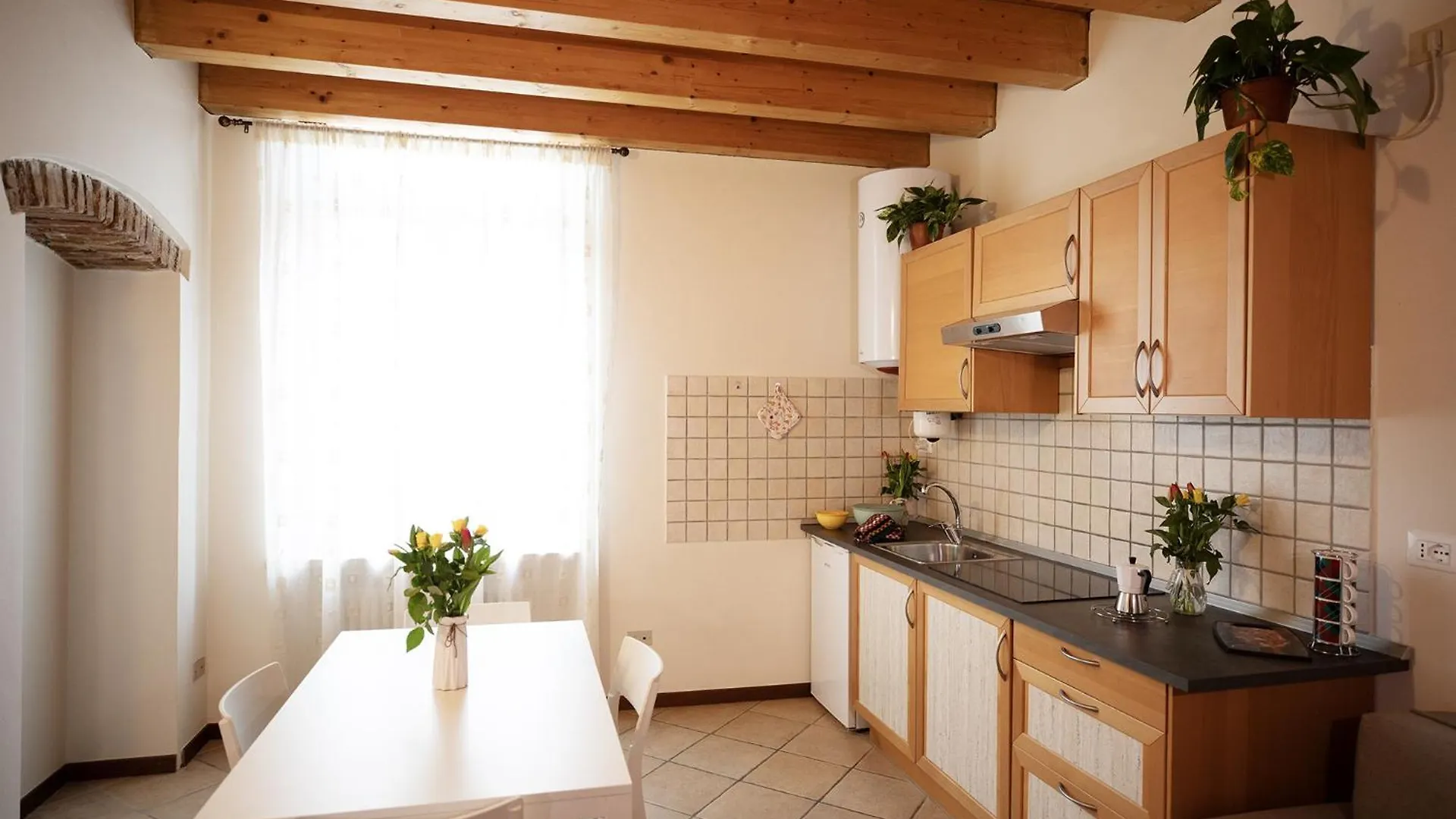 Apartment Salix Home Lazise Italy