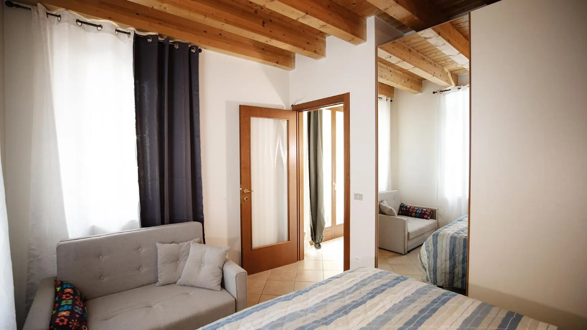 Salix Home Lazise Italy