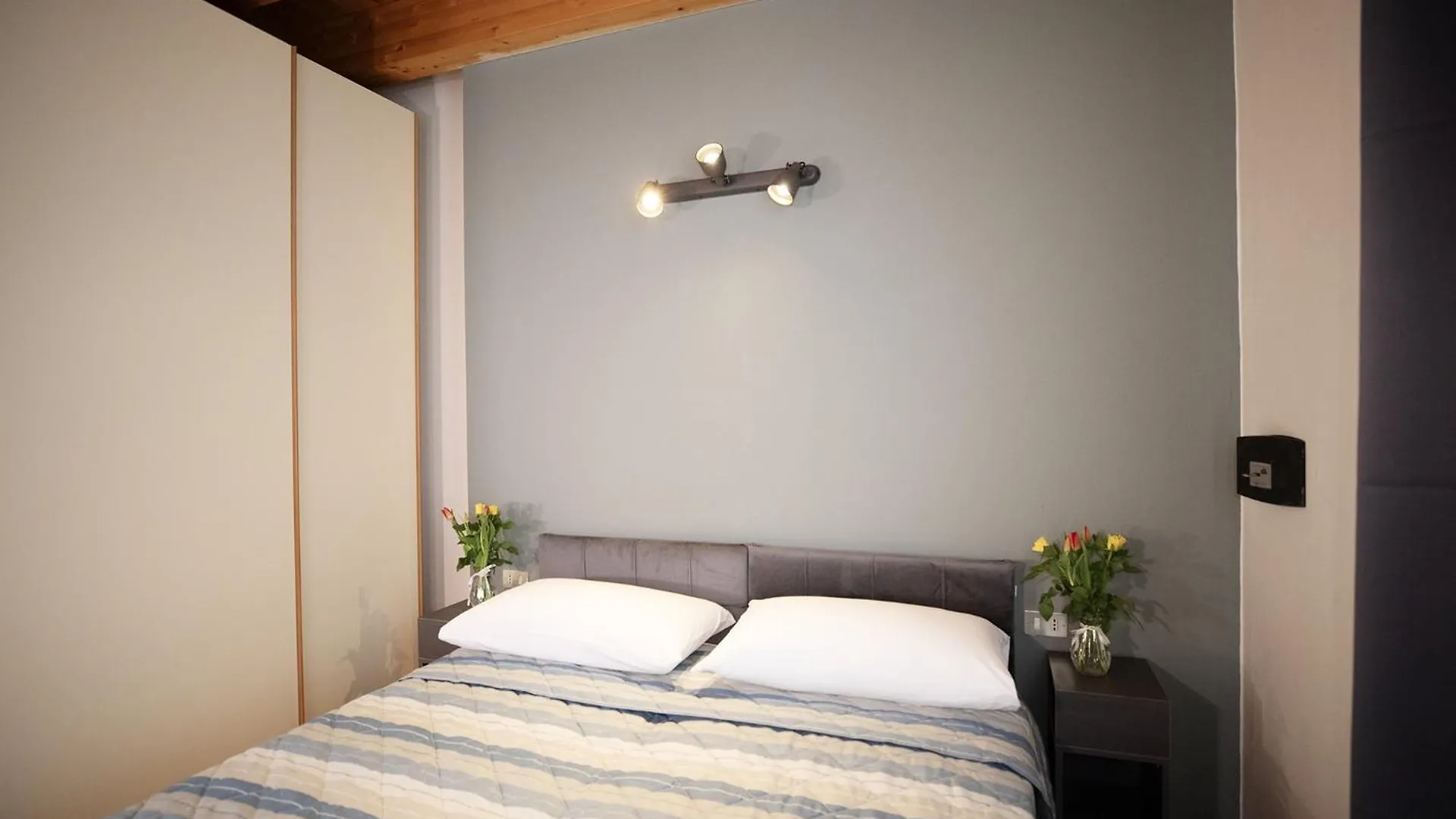 Salix Home Lazise 0*,  Italy