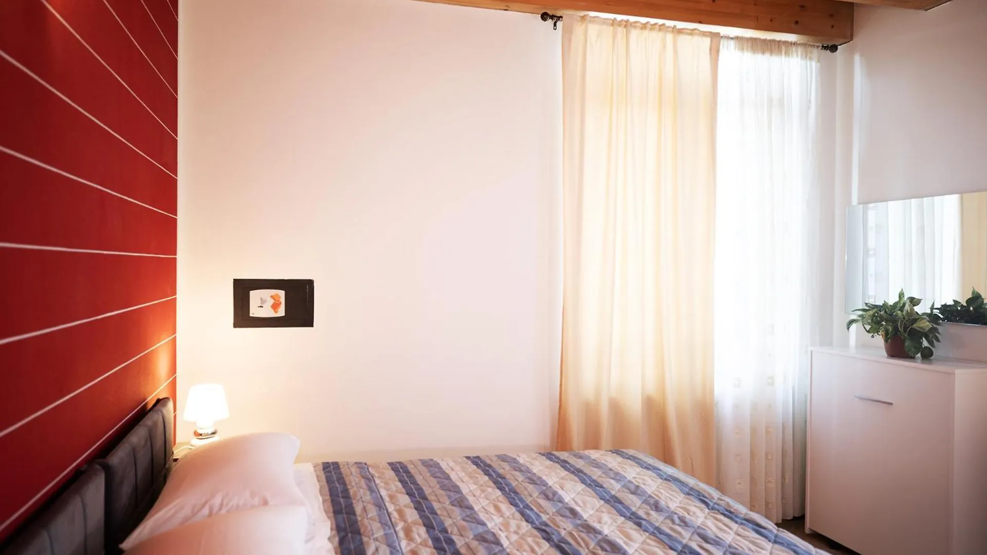 Salix Home Lazise 0*,